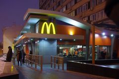 McDonald's v Bosně neuspěl, válcují ho domácí jídla