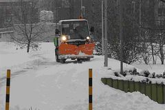 Liberecko přikryl nový sníh, silničáři radí opatrnost