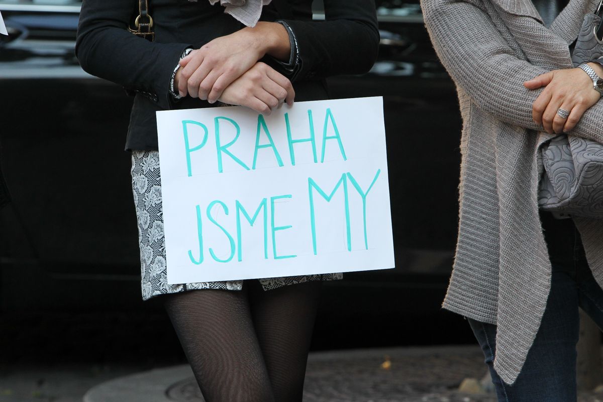 Jednání pražského zastupitelstva 10.9. 2015 plus protest před tím