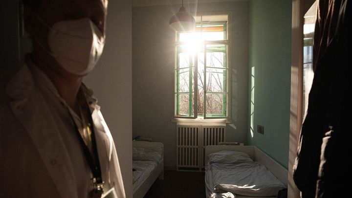 "Svět bláznů je venku, ne tady." Den za zdmi Psychiatrické nemocnice Bohnice