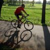 Cyklostezka u golfového hřiště