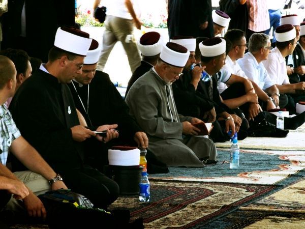 Srebrenica j