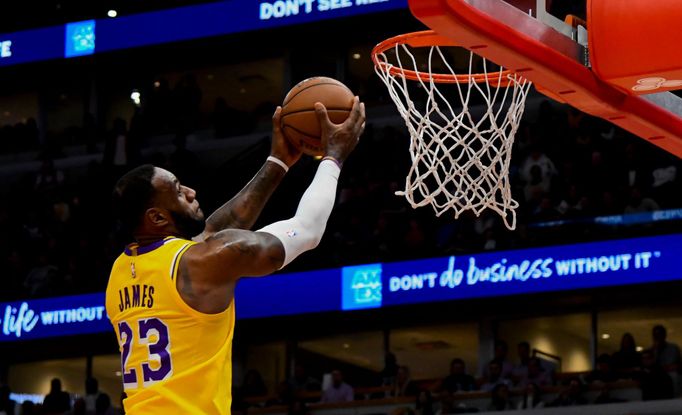 Mar 12, 2019; Chicago, IL, USA; Los Angeles Lakers forward LeBron James (23) dunks the ball against the Chicago Bulls in the second half at the United Center. Mandatory C