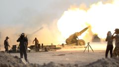 Irácká armáda ostřeluje Fallúdžu.