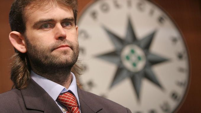 Robert Šlachta, ředitel Útvaru pro odhalování organizovaného zločinu. Snímek z roku 2007.