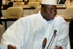 Bývalý gambijský prezident po prohraných volbách ukradl miliony dolarů. Státní pokladna je prázdná