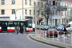 Praha chce vykoupit pozemky pod světelnými křižovatkami, může to stát stovky milionů