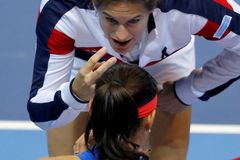 Mauresmová po prohře s Češkami končí u tenistek Francie. Je těhotná