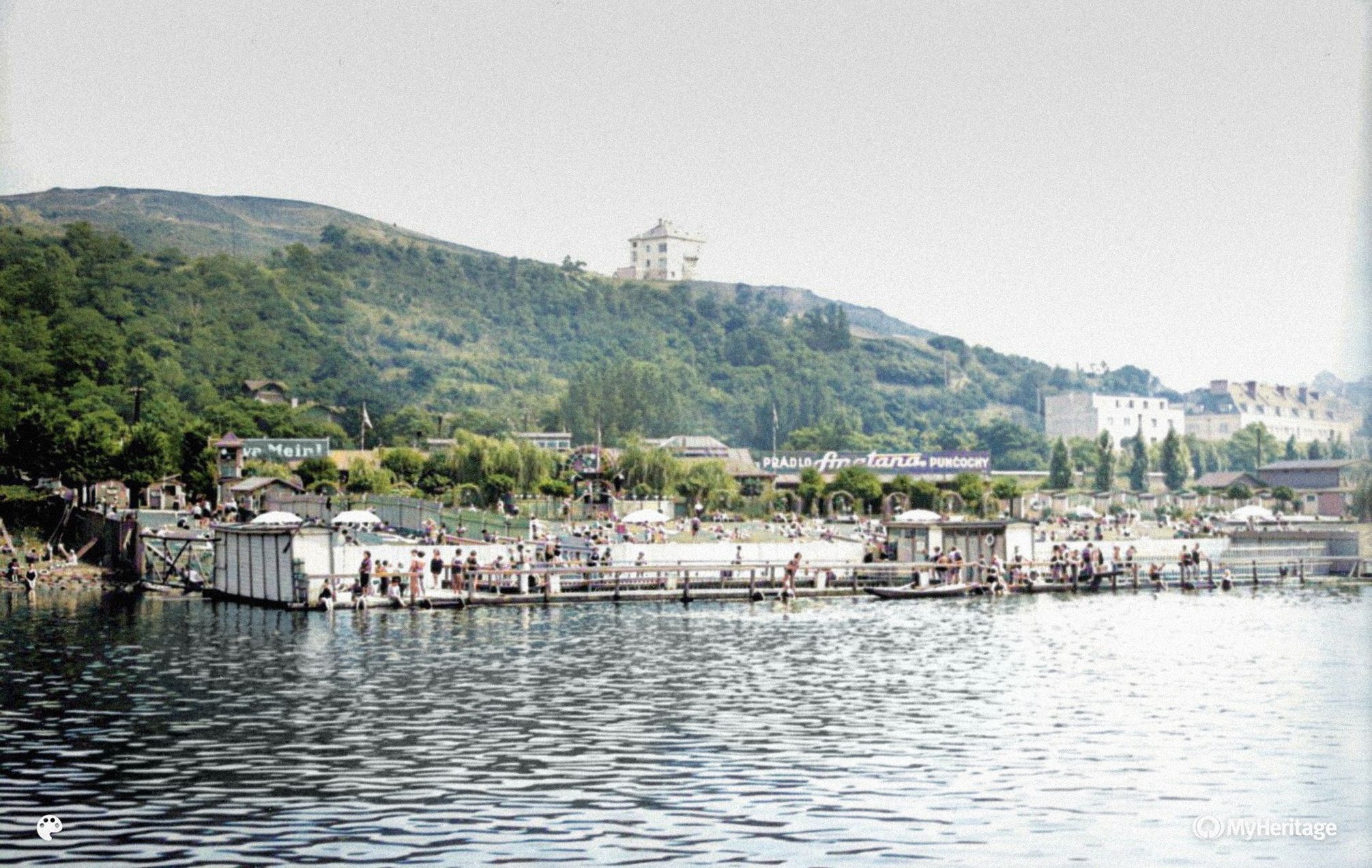 Retro, Koupání, Československo, Kolorování, historie