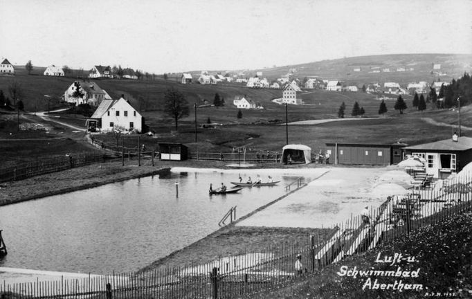 Obec Abertamy v Krušných horách v roce 1937