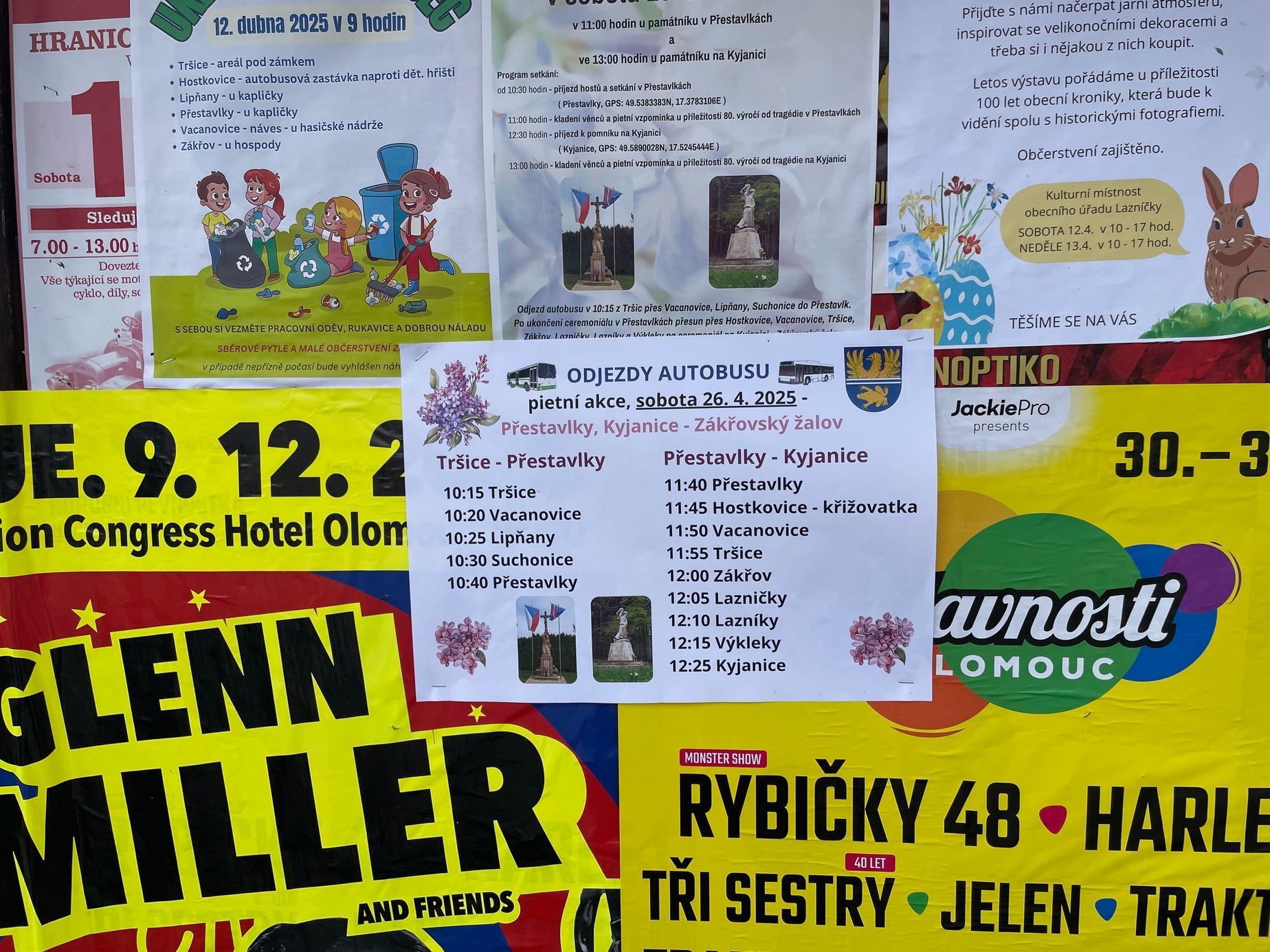 Obec Zákřov na okraji Hané, kde došlo na konci druhé světové války k masakru (17. 4. 2025)