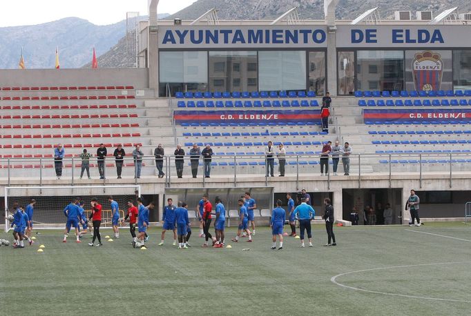 Fotbalisté Eldense už trénují na čtvrtou nejvyšší španělskou soutěž