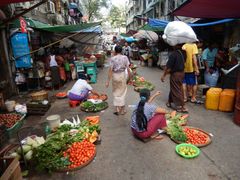 Tržiště v Rangúnu.