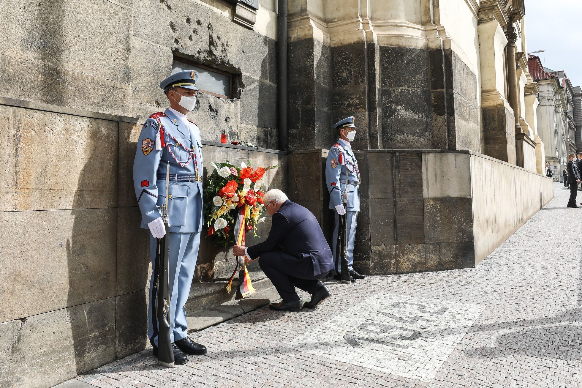 Frank-Walter Steinmeier krypta parašutisté výsadkáři věnec