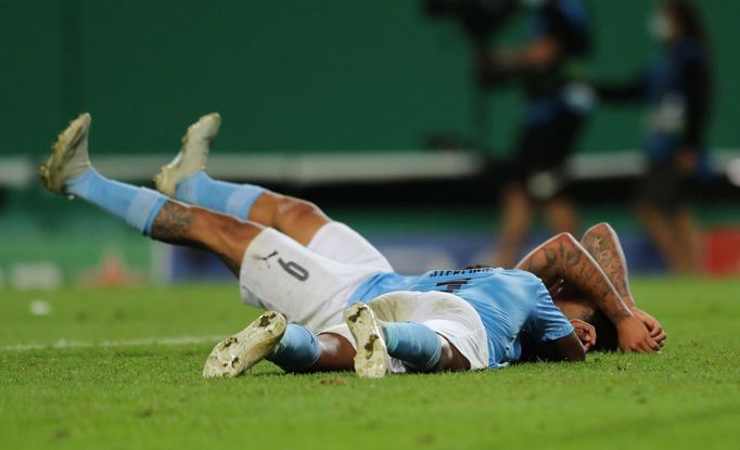 Manchester City - Olympique Lyon. Smutek hráčů City. Ani napočtvrté se jim pod Pepem Guardiolou nepodaří vyhrát Ligu mistrů.