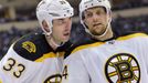 Zdeno Chára a Denis Seidenberg