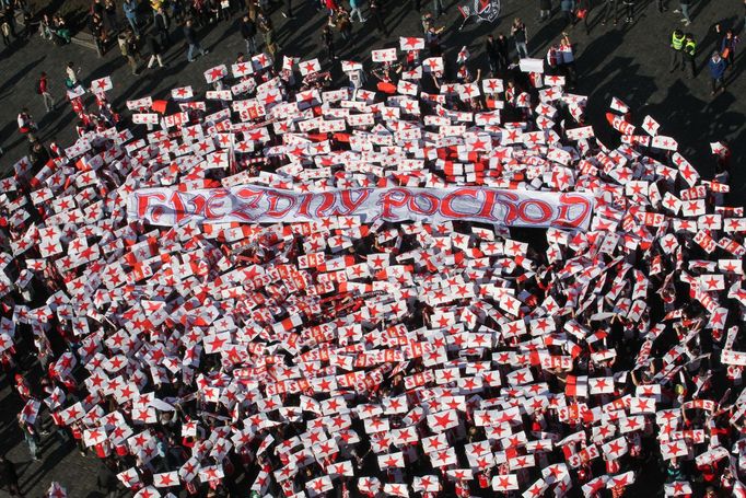 Fotbal, Pochod slávistů na Letnou