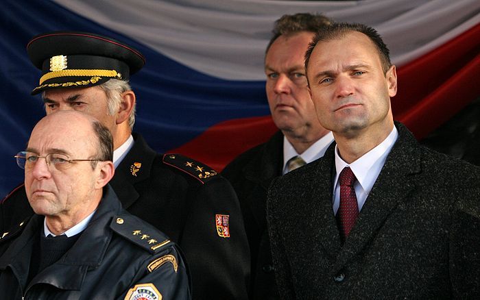 Předání 40-ti nových hasičských vozů