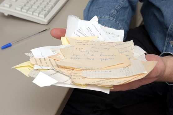 Útržky dokumentů Stasi