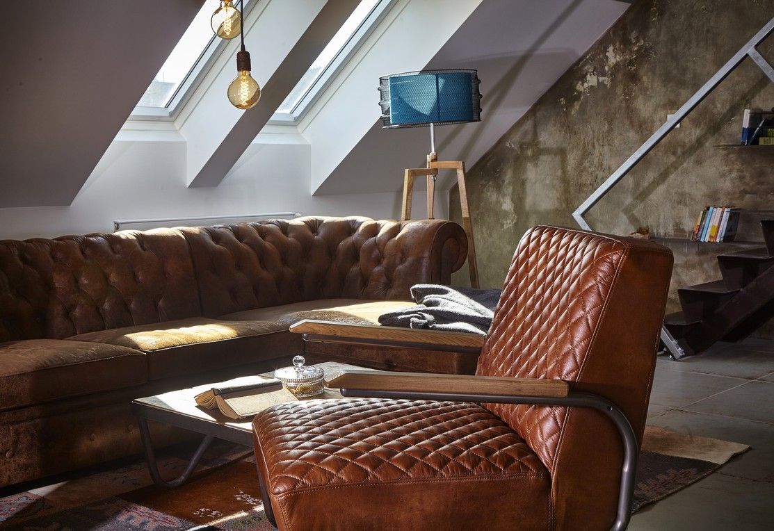 Interiér roku 2016/Podkrovní byt pro mladého muže