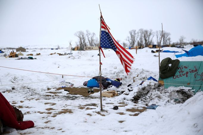 Tábor okolo ropovodu Dakota Access.