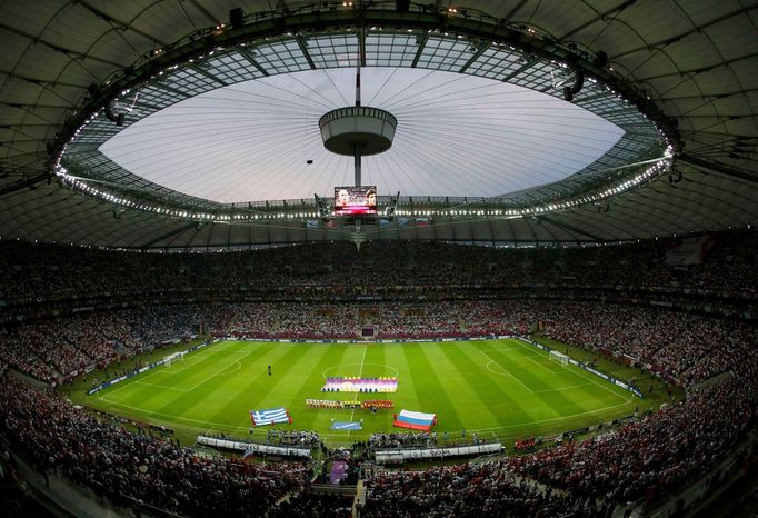 Stadión ve Varšavě před utkáním skupiny A: Řecko - Rusko  na Euru 2012.