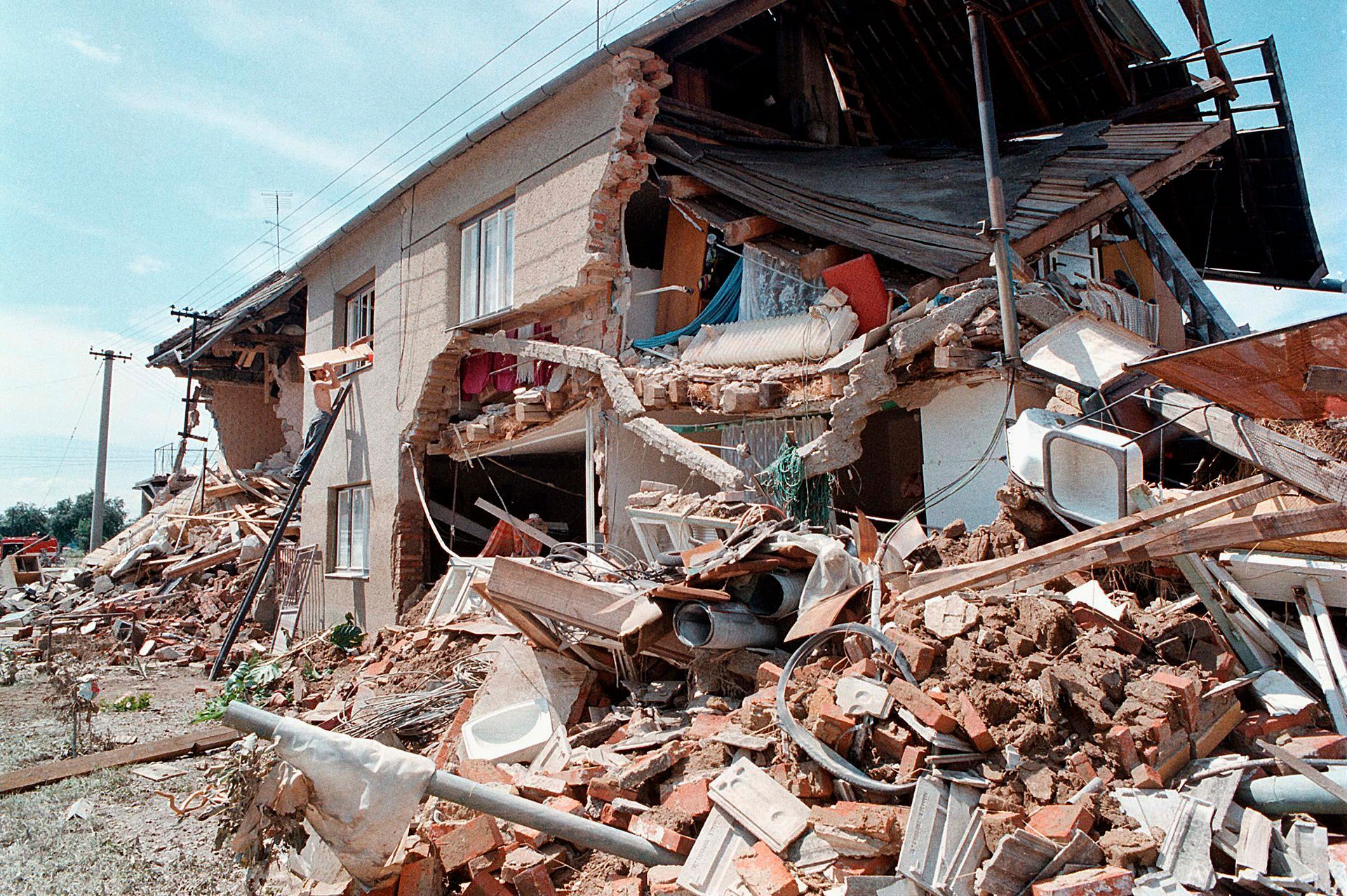 Kniha Miliony okamžiků a výstava 100kamžiků, Výstava, kniha, ČTK, Magazín, Foto