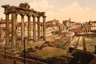 Dávný fotoprůvodce Římem. Jak vypadalo před 120 lety Koloseum či fontána di Trevi?