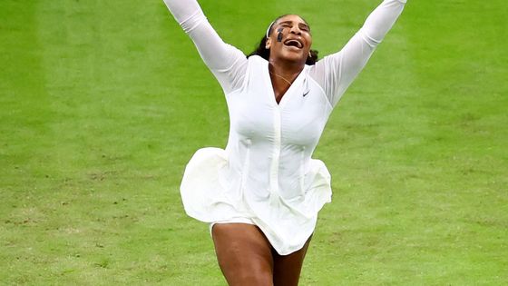 Podívejte se na fotografie z napínavého druhého dne tenisového Wimbledonu.