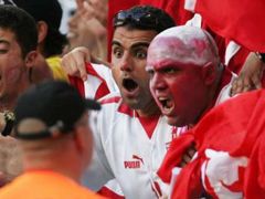 Tuniští příznivci na zápasu jejich reprezentace v Mnichově.