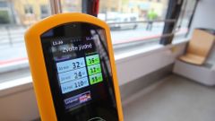 Zavedení bezkontaktní platby jízdného v pražských tram + otevření zrekonstruované tram tratě ve Vršovicích
