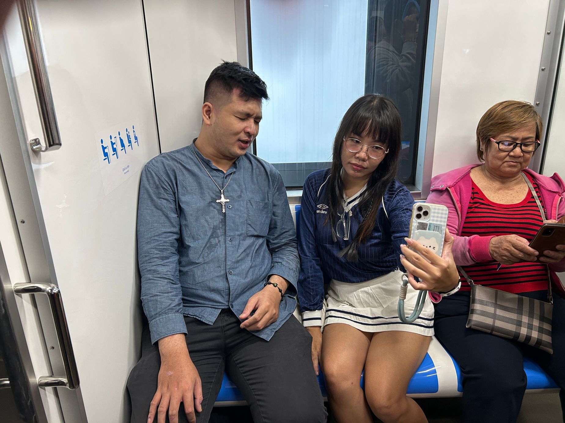 ve Vietnamu otevřeli metro