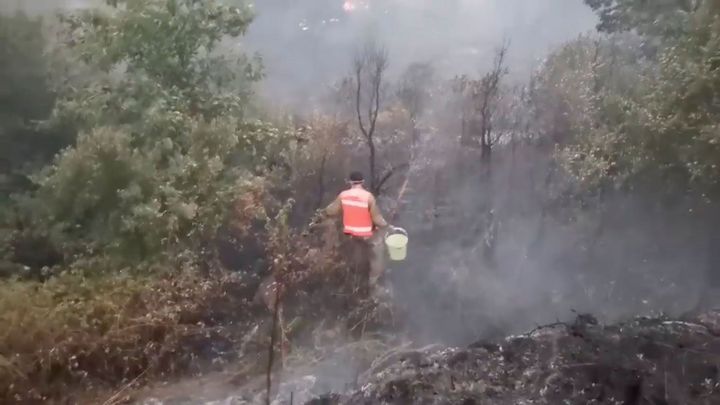 Portugalsko trápí požáry, bojuje s nimi 850 hasičů. Země vyhlásila stav výstrahy