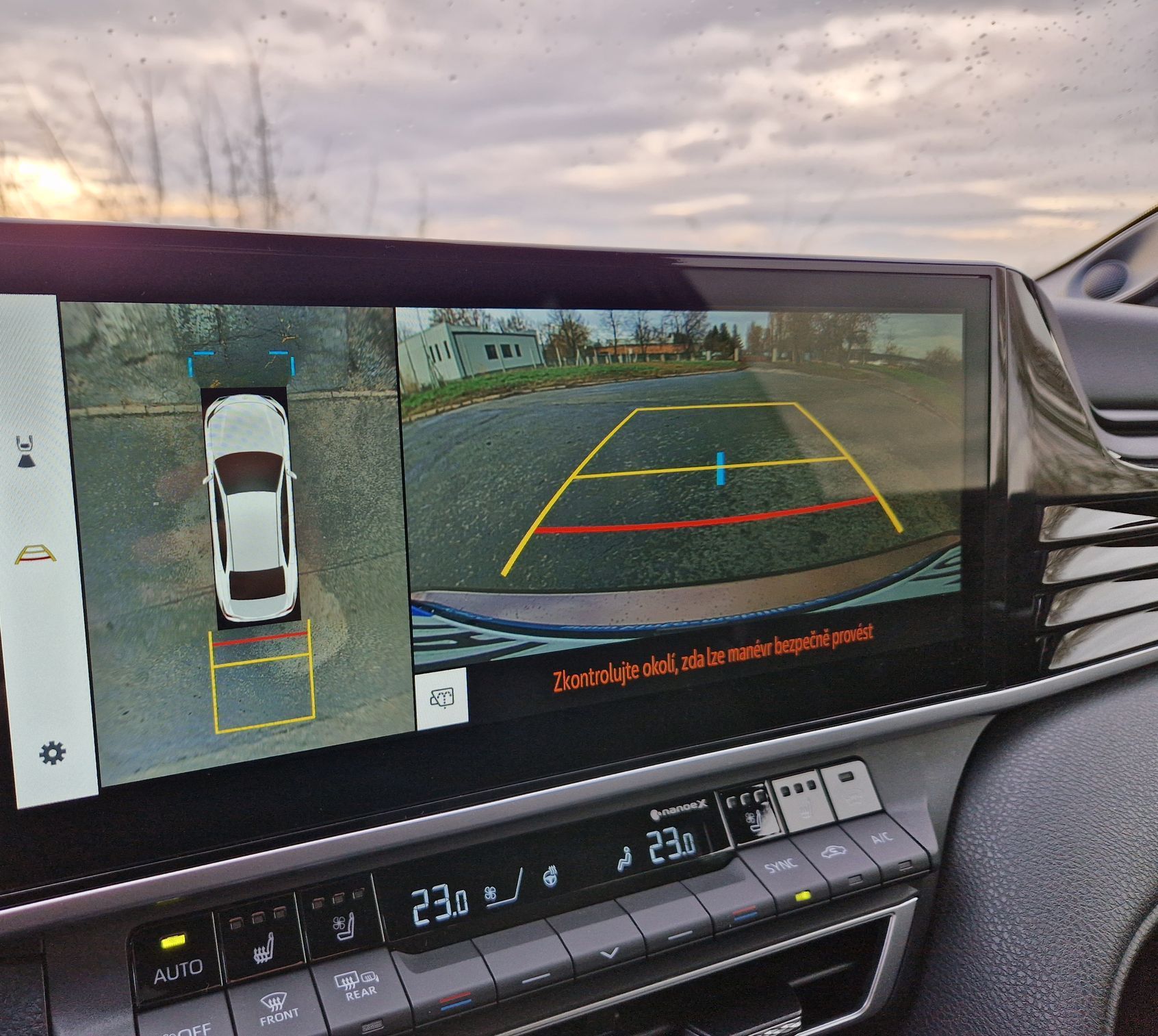 Toyota Camry test