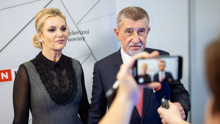 Na kampaň před druhým kolem stačí týden, žádají experti. Poslanci se ale neshodnou; Zdroj foto: Lukáš Bíba