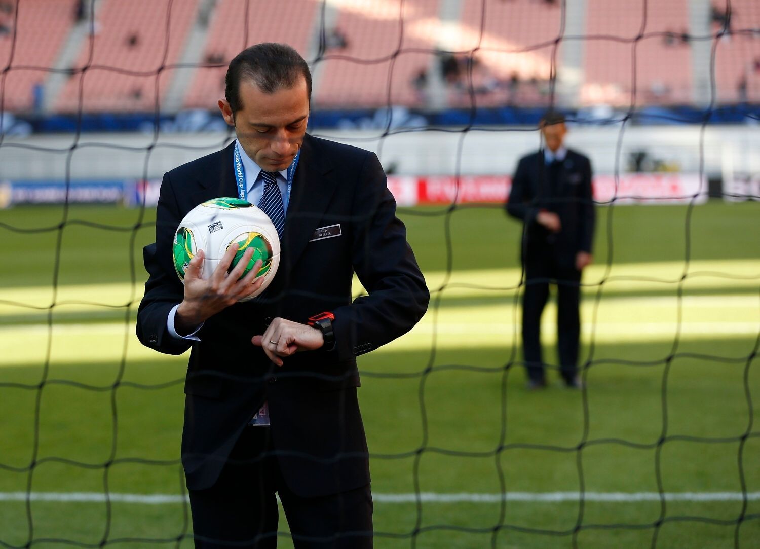 Jestřábí oko, fotbal