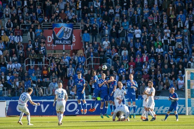 Fanoušci Baníku v zápase 10. kola Baník - Slavia.