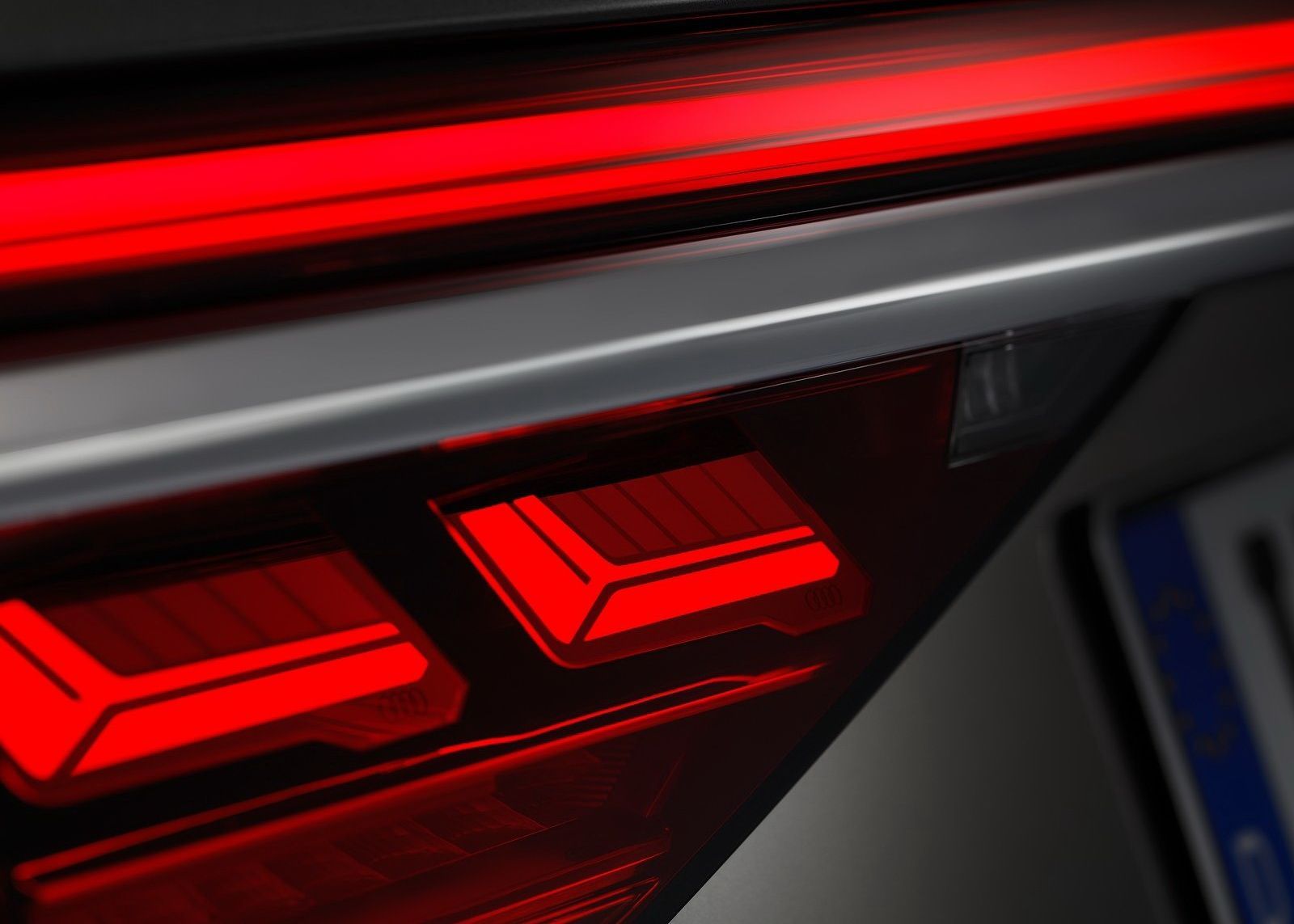 Audi A8 L