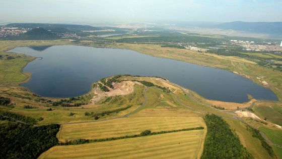 Jezero Most z letadla.