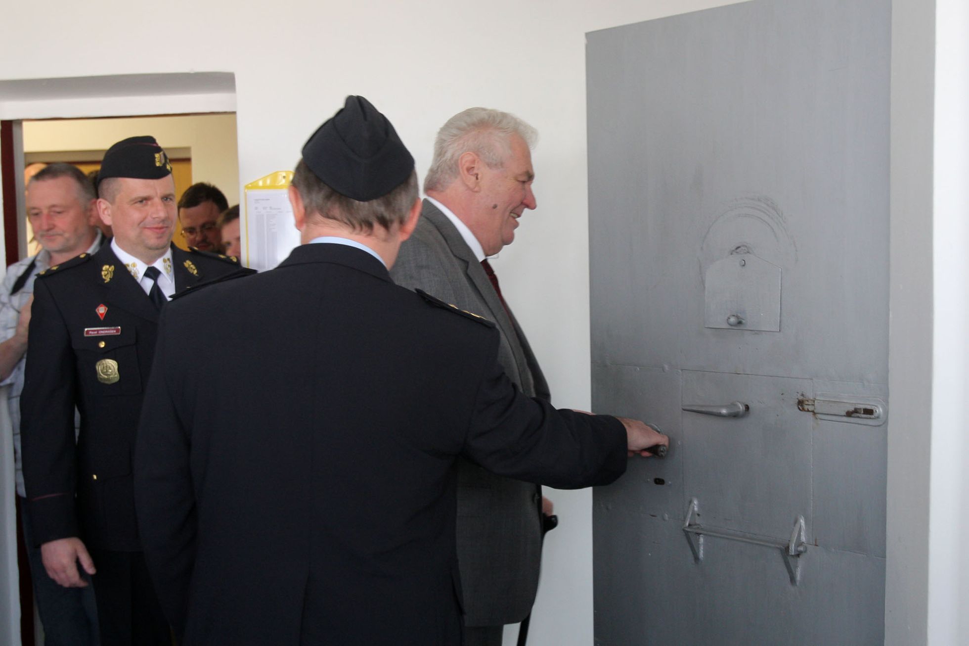 Zeman v cvičné cele ve Stráži pod Ralskem