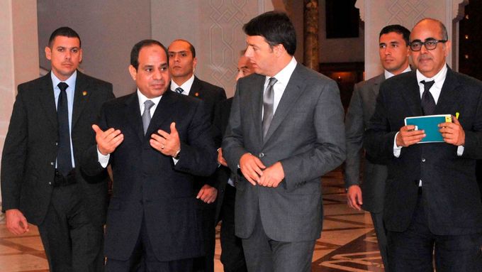 Egyptský prezident Sísí a italský premiér Renzi