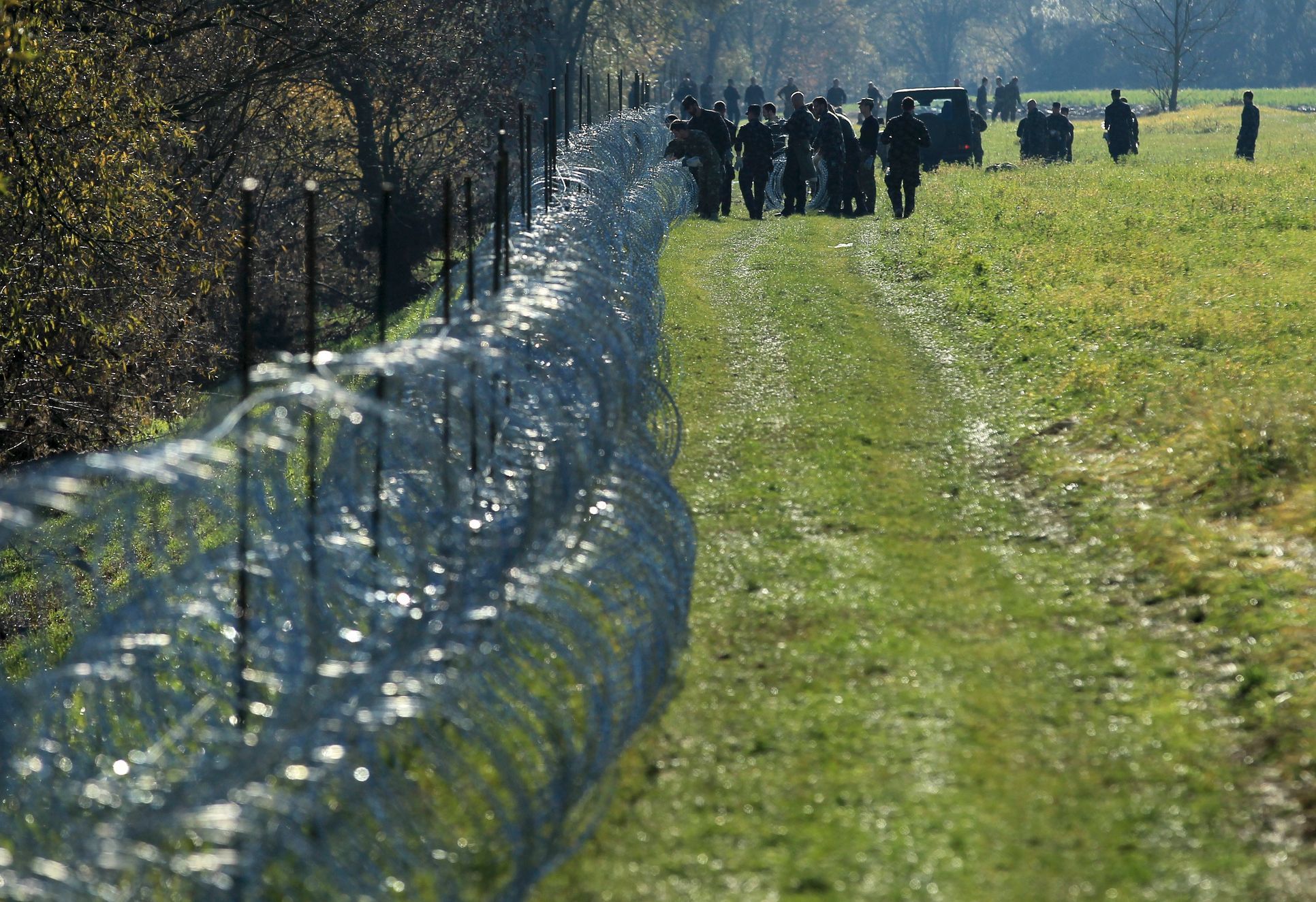 Plot na svých hranicích staví kvůli uprchíkům po Maďarsku také Slovinsko.