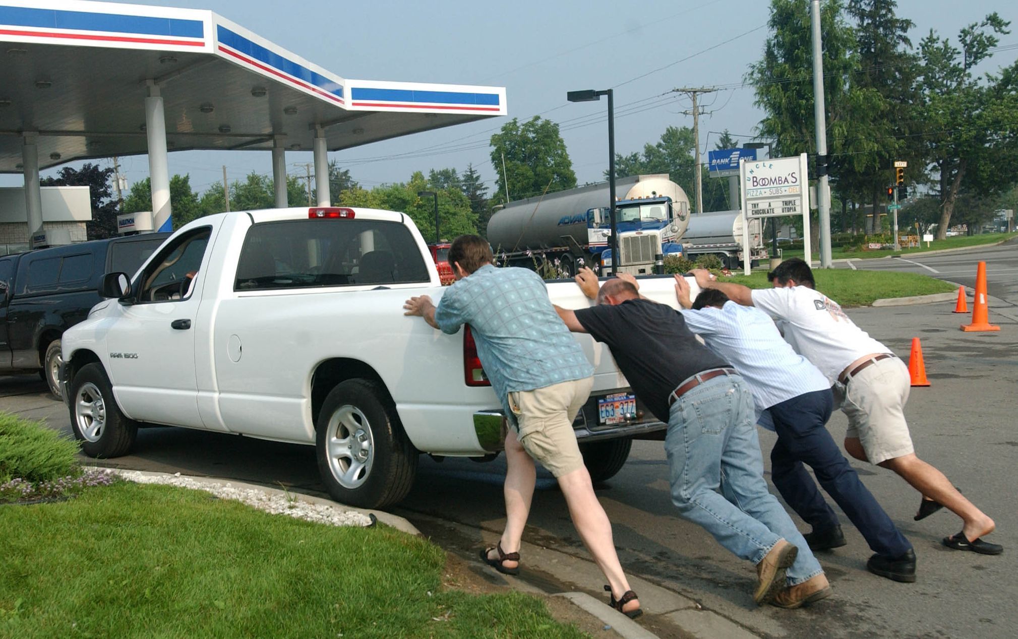 Fotogalerie / Uběhlo 15 let od masivního výpadku elektřiny na severovýchodě USA / Výročí / 14. 8. 2003 / Reuters / 35