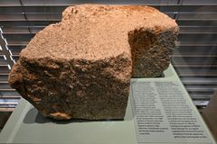 V Praze je fragment z Hirošimy. Národní muzeum vystavuje kus zdiva z Atomového dómu