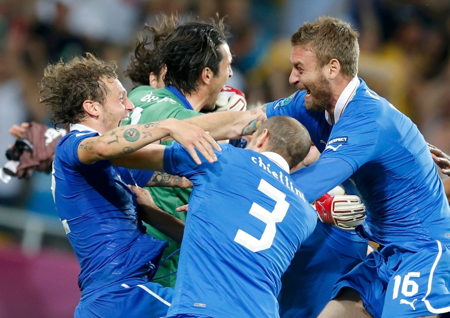 během čtvrtfinálového utkání mezi Anglií a Itálií ne Euru 2012