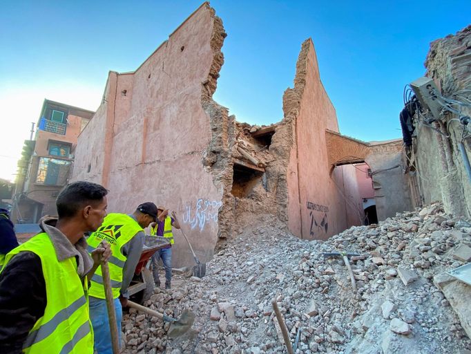 Škody v historickém centru Marrákeše po zemětřesení.