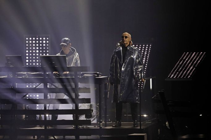 Snímek z pražského koncertu Pet Shop Boys.