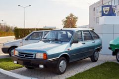 Dacia 1325 Liberta byla pokusem o hatchback s technikou 1310.