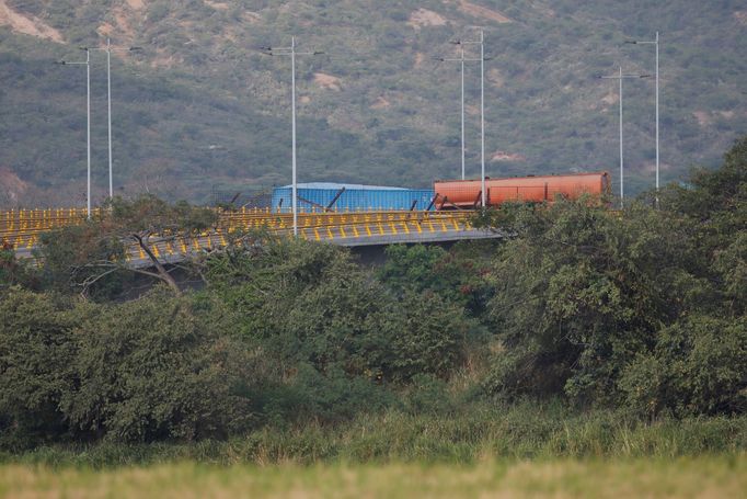 Venezuelci čekají na humanitární pomoc