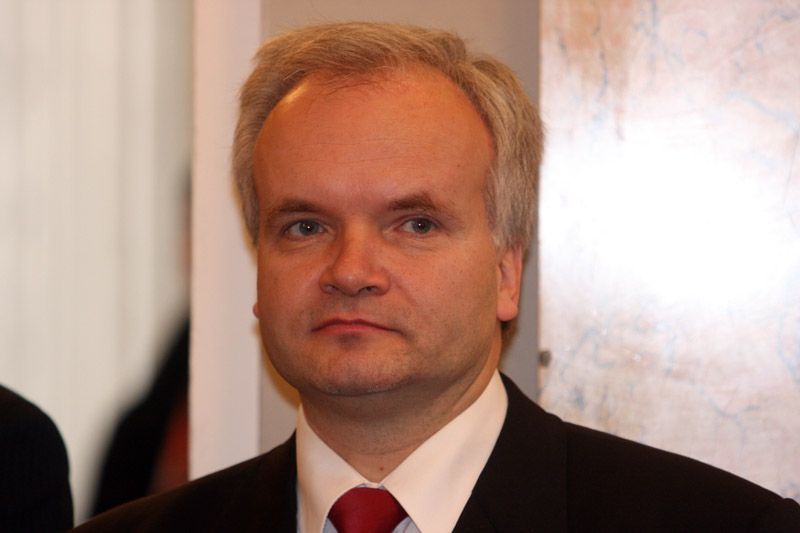 Topolánek obměnil vládu: Pavel Svoboda